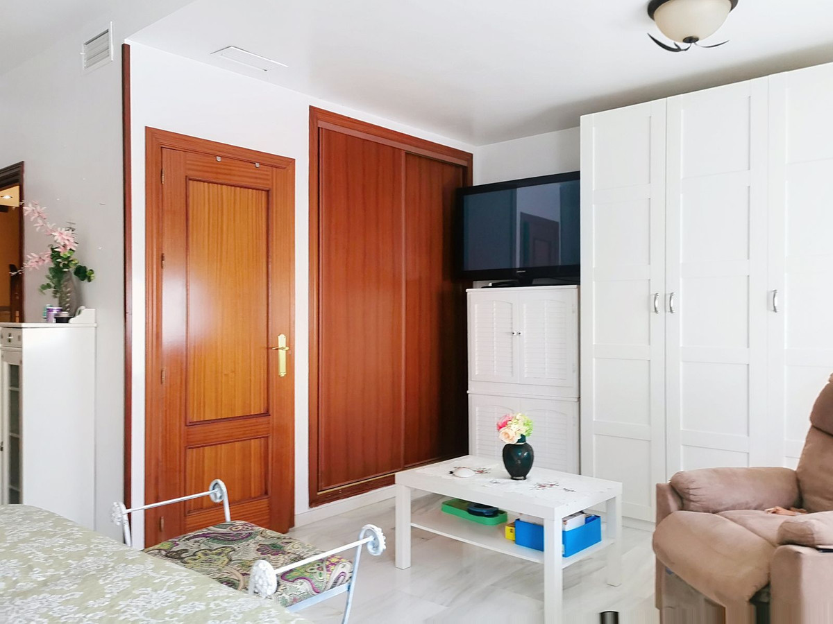 e837877b8e78ddb52e298cb9a8e38cd7 - 11