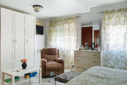 e837877b8e78ddb52e298cb9a8e38cd7 - 16