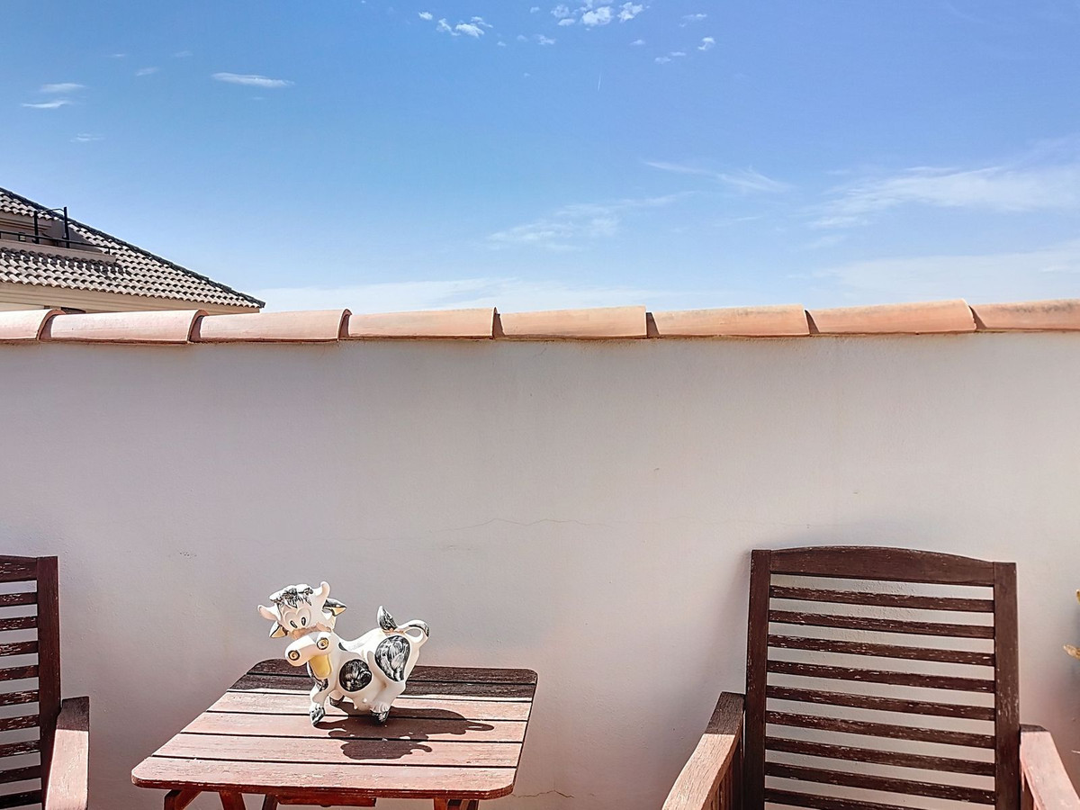 e837877b8e78ddb52e298cb9a8e38cd7 - 2