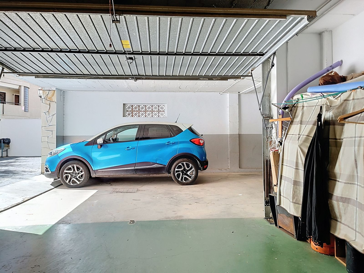 e837877b8e78ddb52e298cb9a8e38cd7 - 21