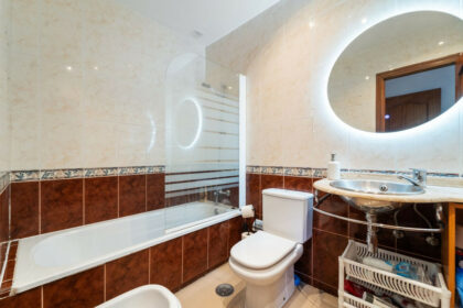 e88c8f22ae0ec344e9fd631750ca58df - 15