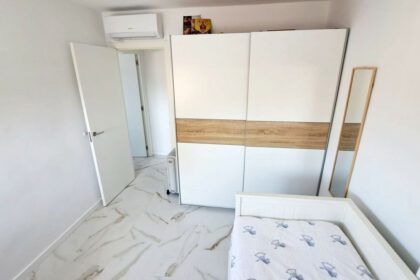 e8b6d2a33e4822c70145bd0c6279a53a - 4