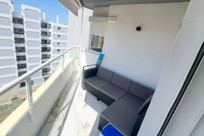 e8b6d2a33e4822c70145bd0c6279a53a - 7