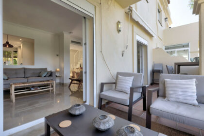 e8e9a4700aaee15b0cc1a395e88e8200 - 16