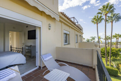 e8e9a4700aaee15b0cc1a395e88e8200 - 32