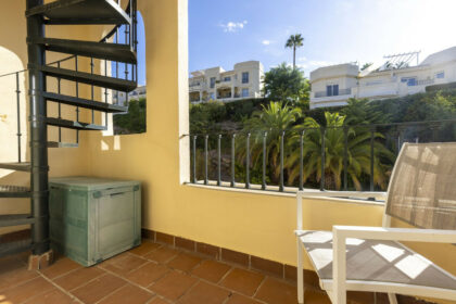 e8e9a4700aaee15b0cc1a395e88e8200 - 48