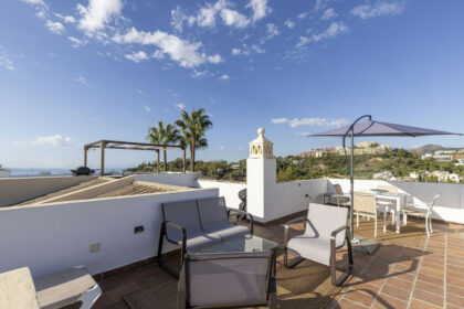 e8e9a4700aaee15b0cc1a395e88e8200 - 49