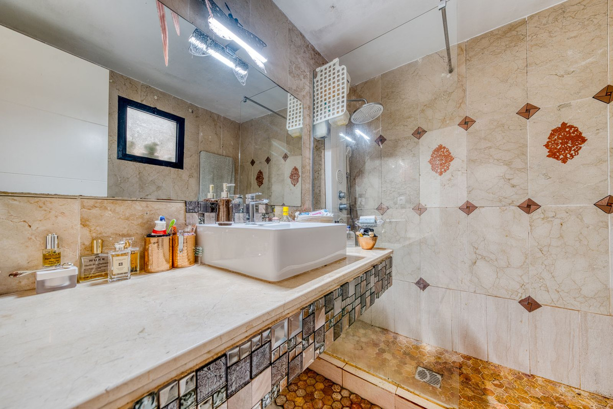 e91045fde167f6516c6995254f7911f9 - 20