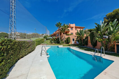 e96e995735b8490461c43980e6bfc35e - 1