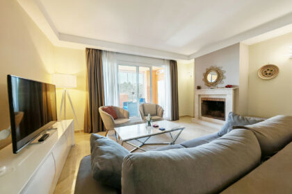 e96e995735b8490461c43980e6bfc35e - 4