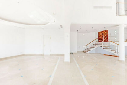 e9ba79aea4ad2e97371755142bf3f501 - 9