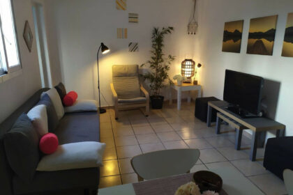 e9cd2a0dd4f4c58828c6886a6bf0b401 - 2