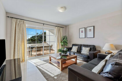 e9e4d225a97ada777776973bdf6567f0 - 11