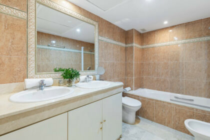 e9e4d225a97ada777776973bdf6567f0 - 23