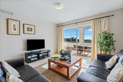 e9e4d225a97ada777776973bdf6567f0 - 3