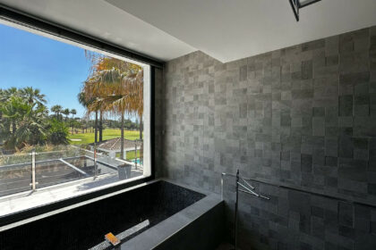 ea6b82e059f1c9f8e7a2e9f84a005933 - 12