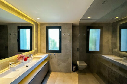 ea6b82e059f1c9f8e7a2e9f84a005933 - 16