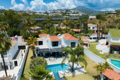 ea6b82e059f1c9f8e7a2e9f84a005933 - 28