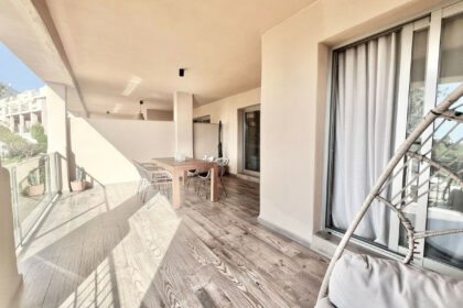 ea7a95aa6ee29fa5862f0ebfb5ccc8a1 - 13