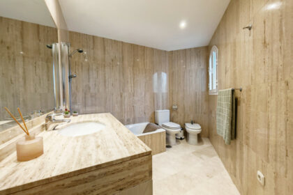 eb387d13a2ac06e3f0508c087221cdc2 - 16