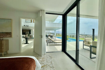 eb4bdbc5253886bc55281583f09321d4 - 19