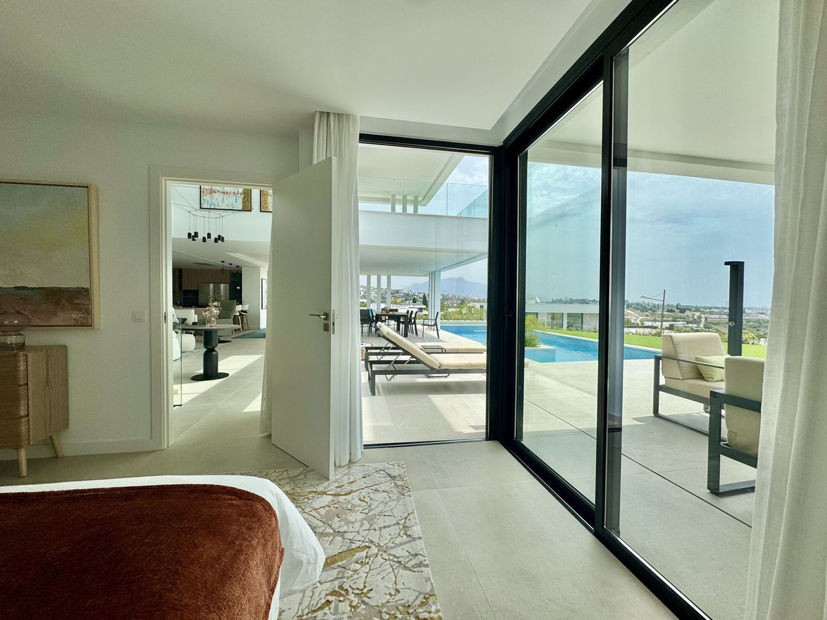 eb4bdbc5253886bc55281583f09321d4 - 19