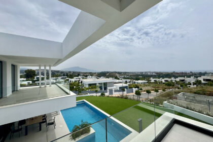 eb4bdbc5253886bc55281583f09321d4 - 27