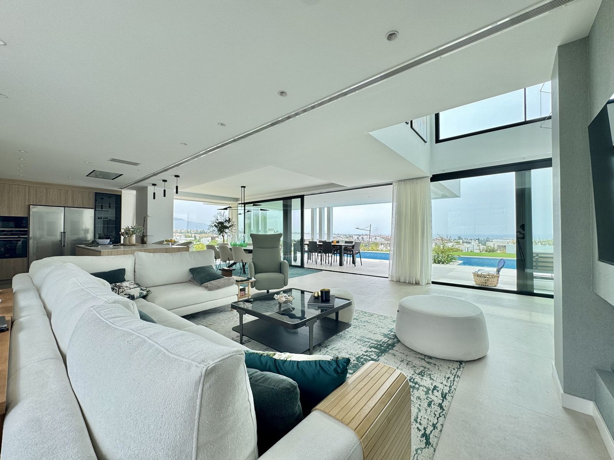 eb4bdbc5253886bc55281583f09321d4 - 3