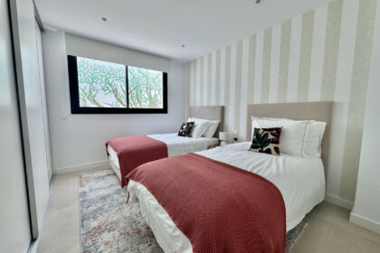 eb4bdbc5253886bc55281583f09321d4 - 35