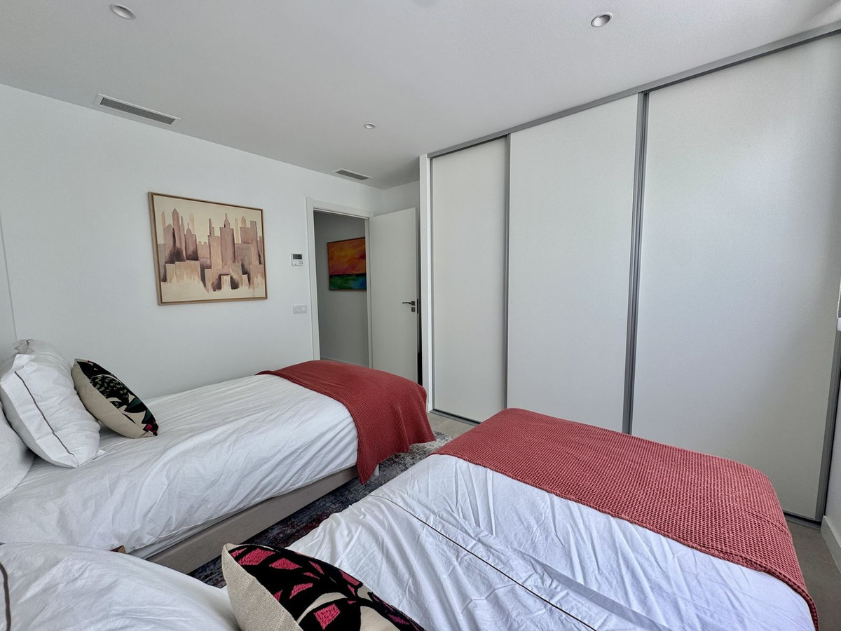 eb4bdbc5253886bc55281583f09321d4 - 36