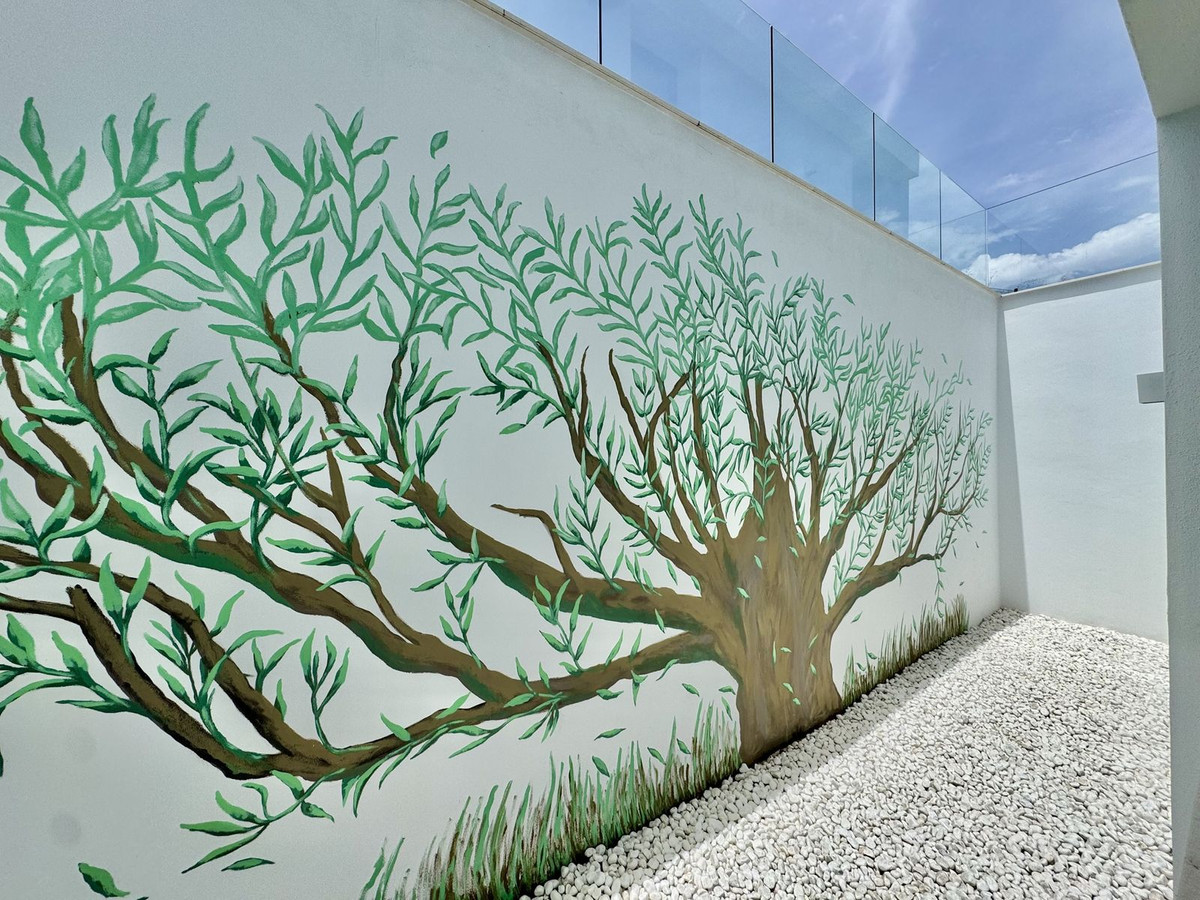 eb4bdbc5253886bc55281583f09321d4 - 37