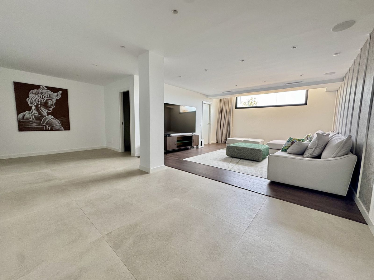 eb4bdbc5253886bc55281583f09321d4 - 38