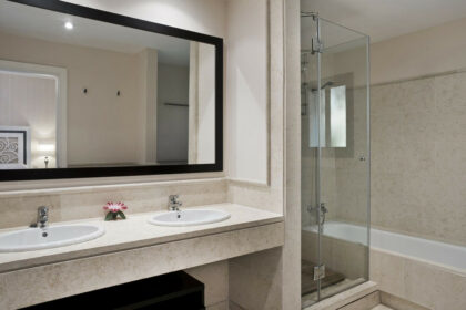 eb978d13dea97afd0fc82f0b37d43b51 - 18