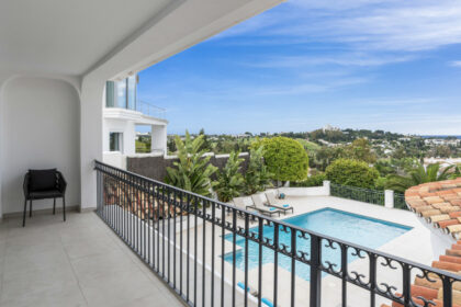 ebceead3cdfa6974a01543b393e16687 - 19