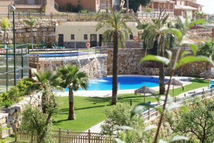 ec4c3d67075a421502100dc4094f6a29 - 11