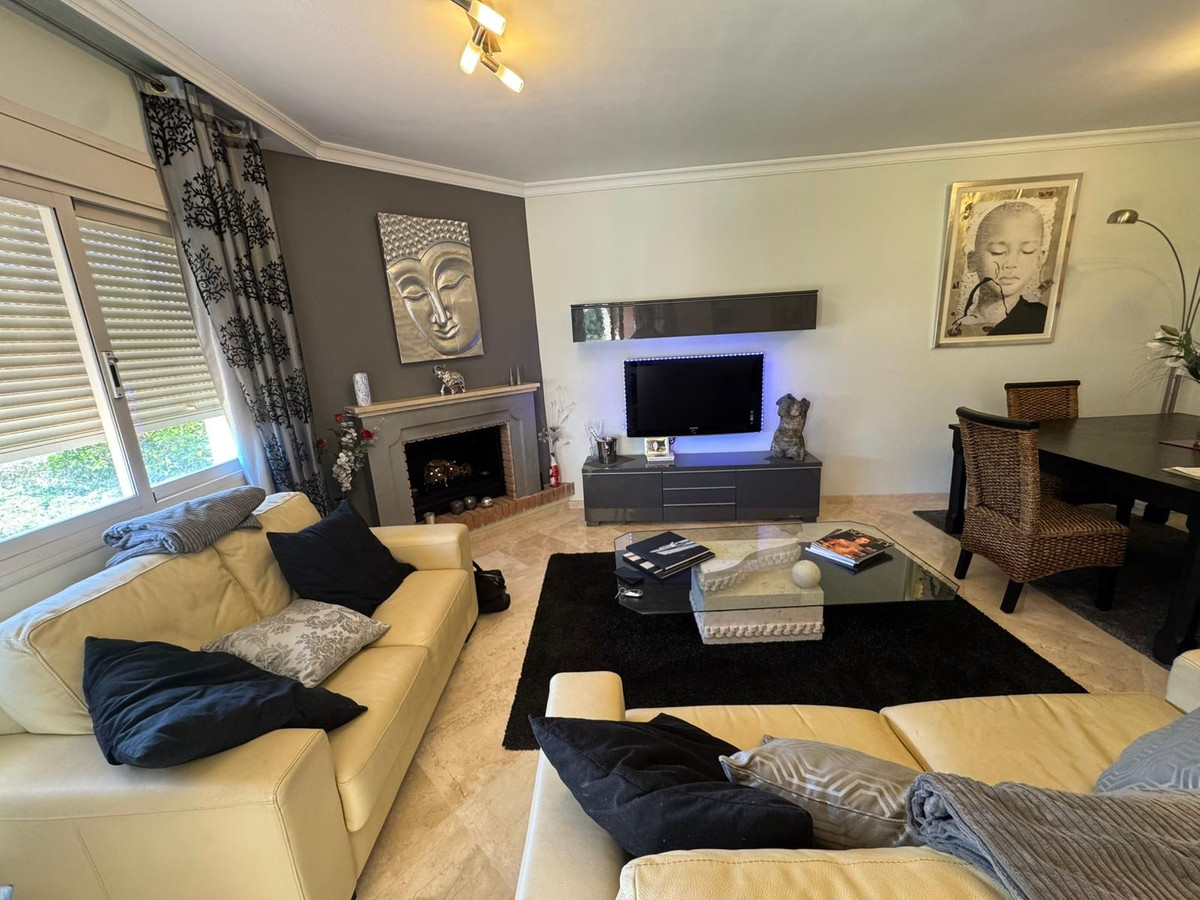 ec4c3d67075a421502100dc4094f6a29 - 2