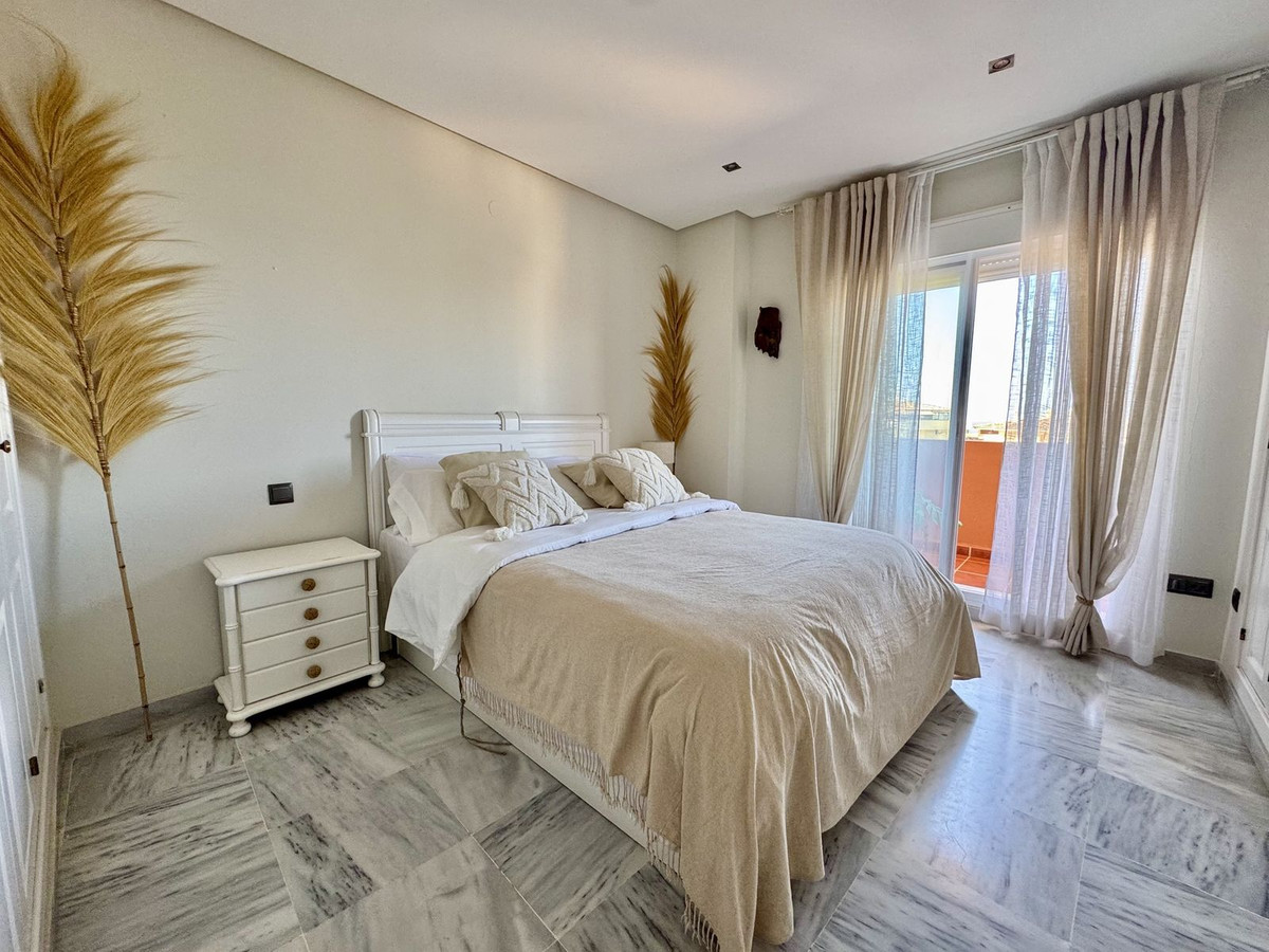 ecca98ca0f3f26a9e95c3e5e6e18e29d - 10