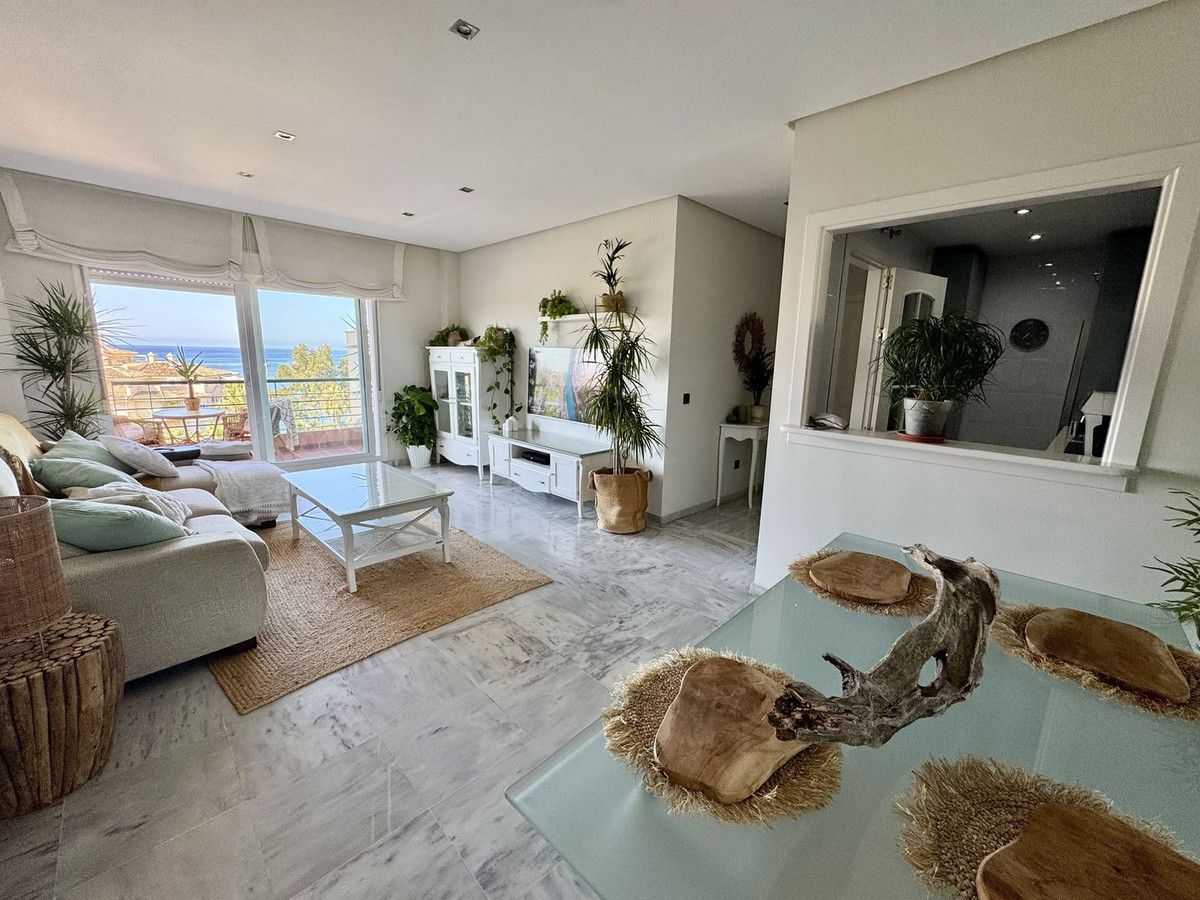 ecca98ca0f3f26a9e95c3e5e6e18e29d - 4