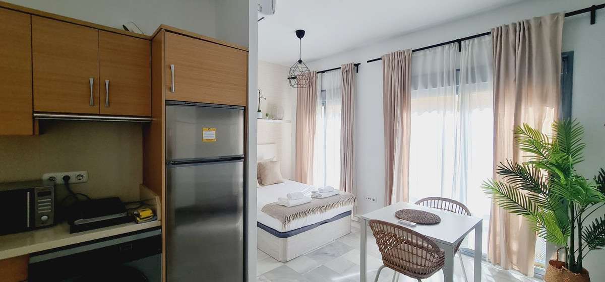 ecccffbc05897079fe4fcb5c6199f950 - 10