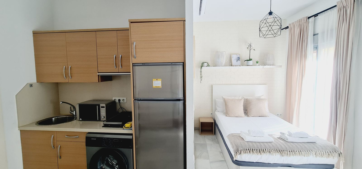 ecccffbc05897079fe4fcb5c6199f950 - 11