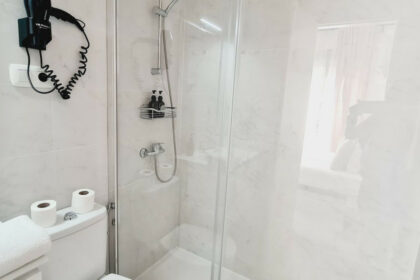 ecccffbc05897079fe4fcb5c6199f950 - 15