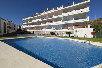 ece71da738c58fa6652ba8121a77cb96 - 2