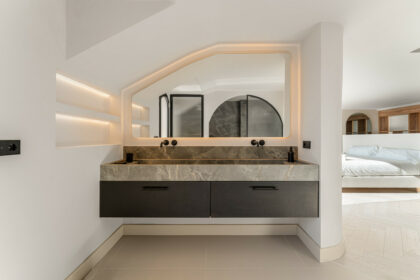 ed124c580a7903cd04f3d7c2f6cb45e4 - 16