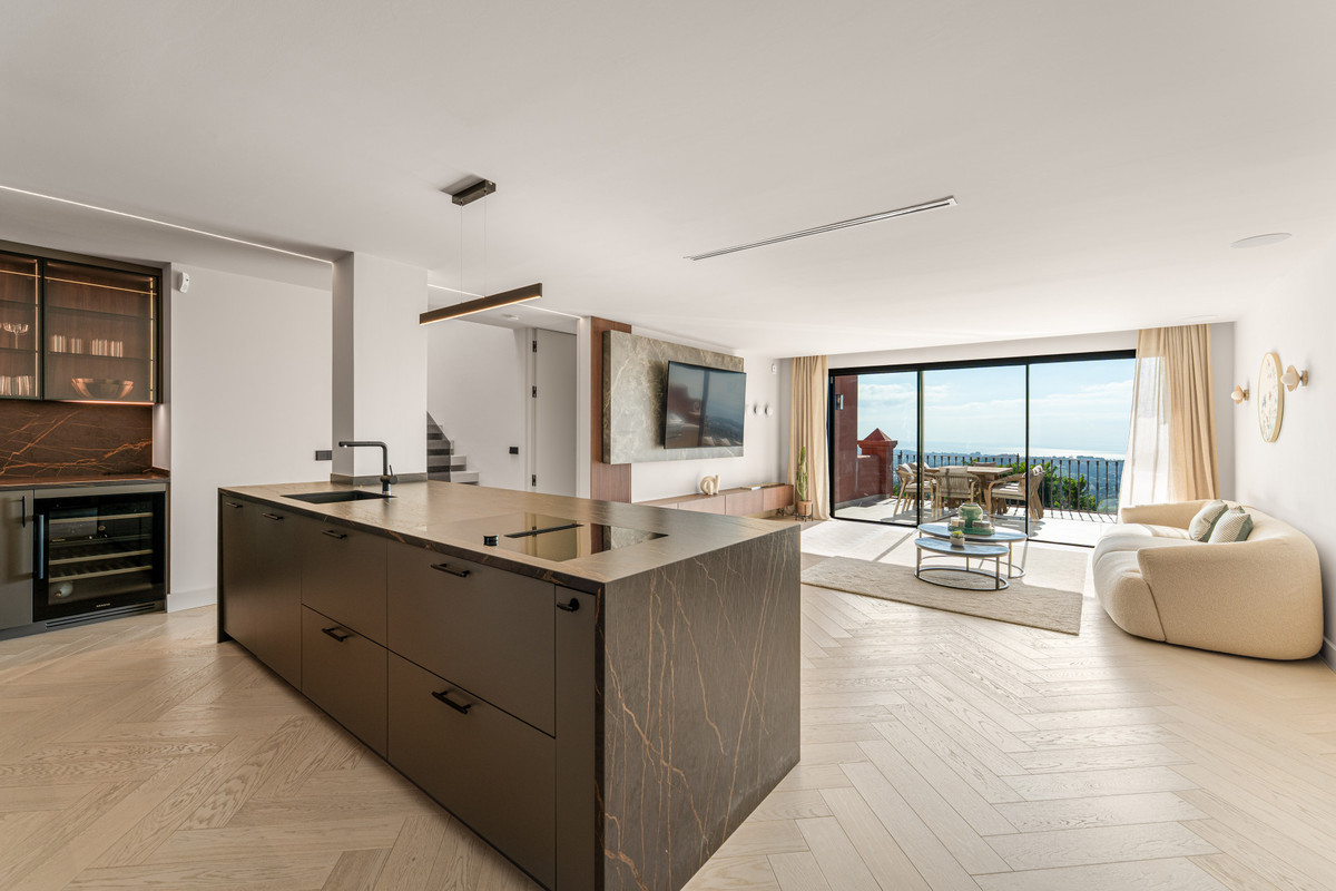 ed124c580a7903cd04f3d7c2f6cb45e4 - 3