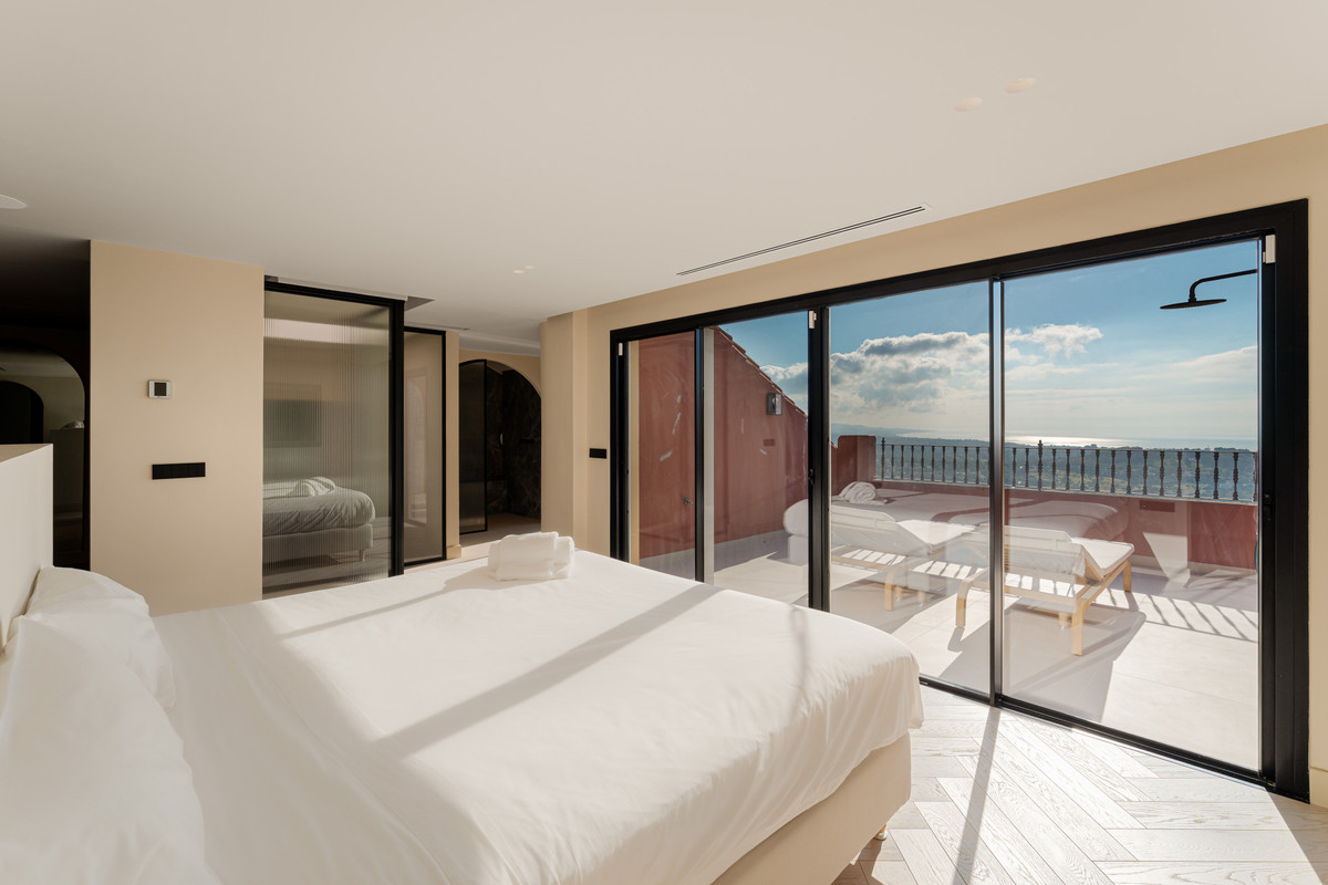 ed124c580a7903cd04f3d7c2f6cb45e4 - 8