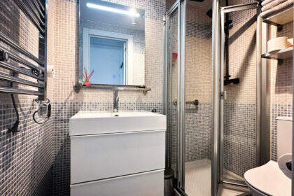 f0021ecd5a222e89aec7dfa24d3504ac - 15