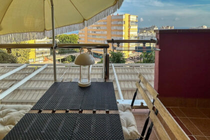 f0021ecd5a222e89aec7dfa24d3504ac - 19