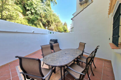 f0839d3486e7d3d7d2334c83c0d565ae - 25