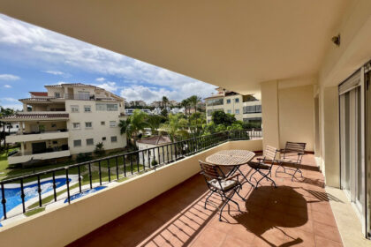 f0ed3d2a2c2db286057f80df875b6aff - 16