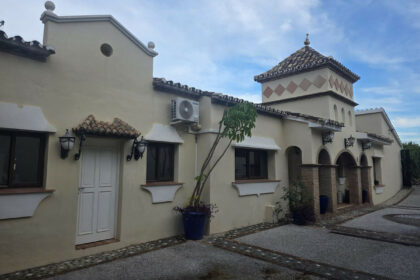 f136b071366b01a3c0d430b2e167c246 - 1